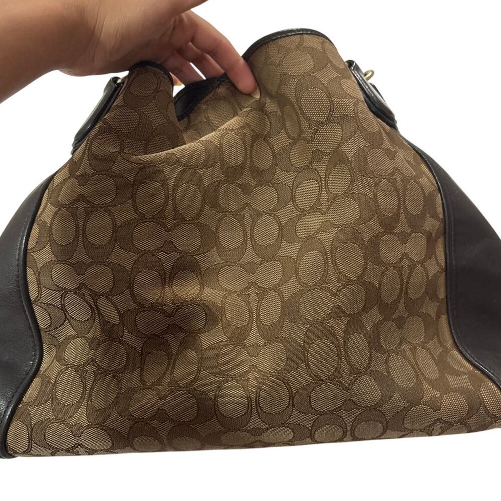 Coach Edie Shoulder Bag 28 in Signature Jacquard Logo Work Travel Y2k Purse - Picture 13 of 13